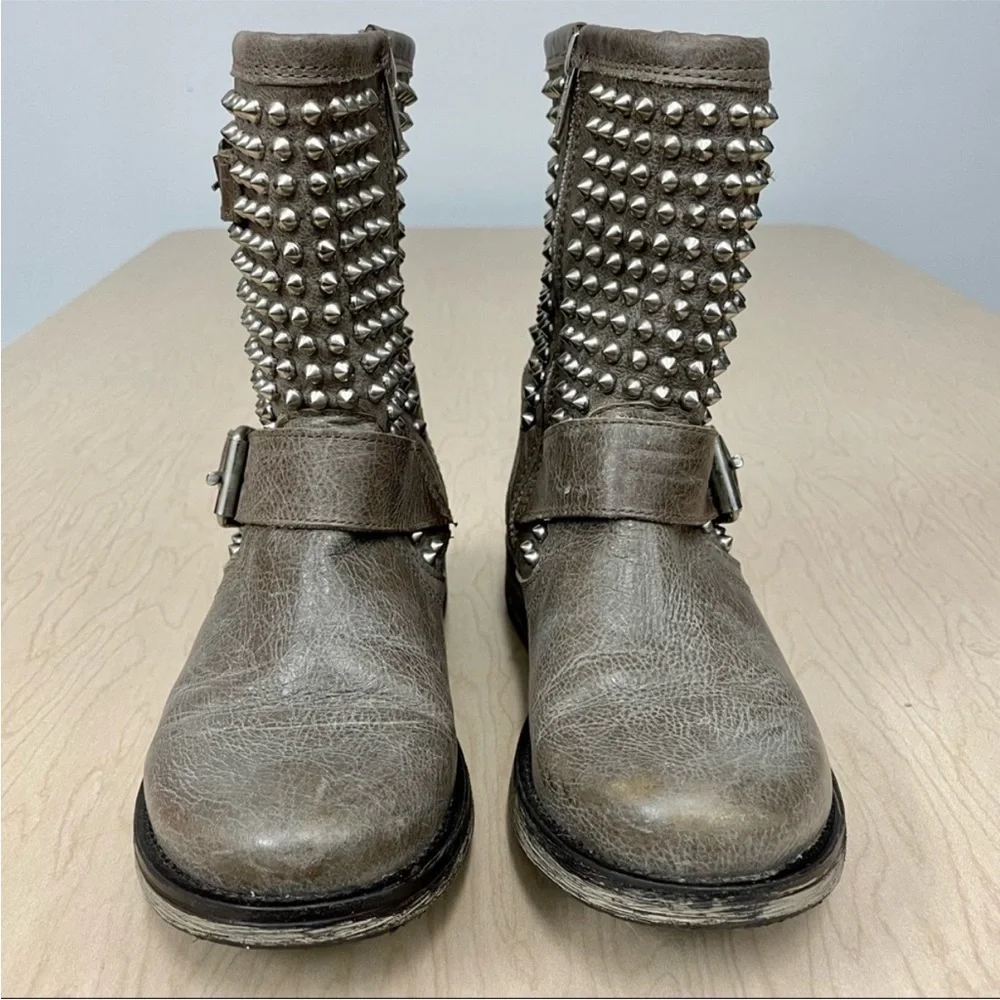 Steve Madden Boots Girls 6 Monicaa Leather Studded Stone Taupe Motorcycle Biker